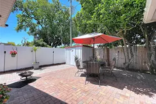 1858 Paradise Ln, Clearwater, FL 33756 - Photo 16