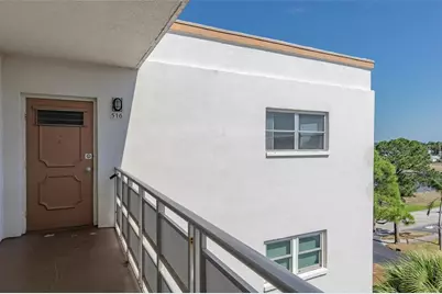 5603 80th Street N #516, Saint Petersburg, FL 33709 - Photo 2