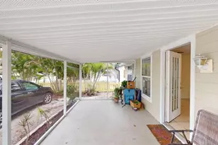 2912 Hawthorne St, Sarasota, FL 34239 - Photo 14