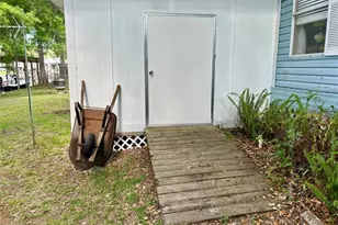 25646 Bass Rd, Astor, FL 32102 - Photo 44