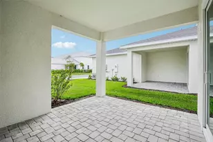 8225 Seaflower Pkwy, Bradenton, FL 34210 - Photo 30