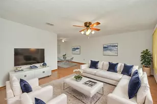 9881 SW 101st Pl, Ocala, FL 34481 - Photo 2