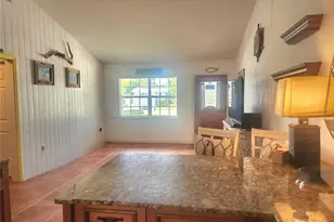 316 Alba St E, Venice, FL 34285 - Photo 6