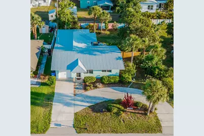 316 Alba Street E, Venice, FL 34285 - Photo 2