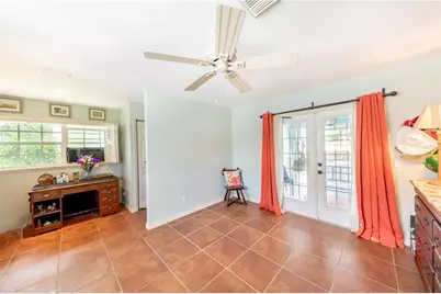 316 Alba Street E, Venice, FL 34285 - Photo 12