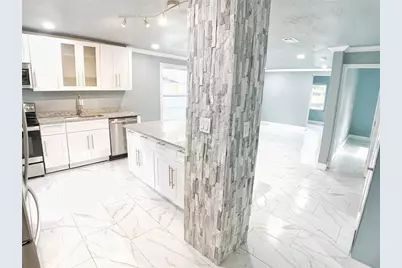 3427 16th Avenue S, Saint Petersburg, FL 33711 - Photo 6