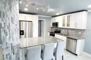 3427 16th Ave S, Saint Petersburg, FL 33711 - Photo 8