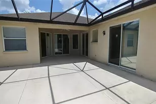 7156 Spikerush Ct, Lakewood Ranch, FL 34202 - Photo 6