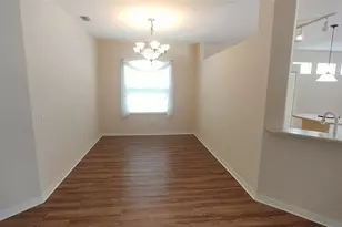 7156 Spikerush Ct, Lakewood Ranch, FL 34202 - Photo 4