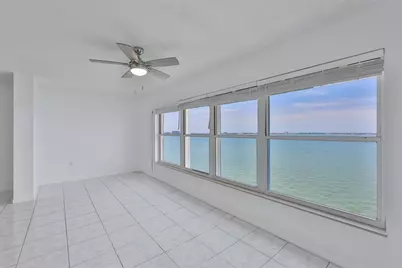 5980 Shore Boulevard S #907, Gulfport, FL 33707 - Photo 10