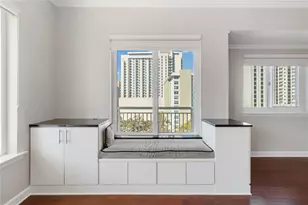 100 S Eola Dr, Orlando, FL 32801 - Photo 8