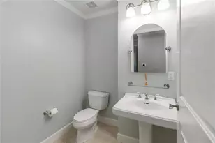 100 S Eola Dr, Orlando, FL 32801 - Photo 26