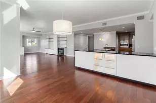 100 S Eola Dr, Orlando, FL 32801 - Photo 14