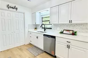 5240 SE 114th Pl, Belleview, FL 34420 - Photo 6