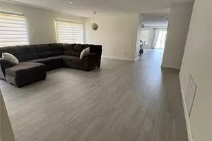 913 Battery Pointe Dr, Orlando, FL 32828 - Photo 4