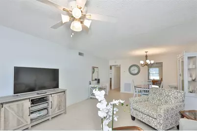 8703 Bardmoor Boulevard #303, Seminole, FL 33777 - Photo 10