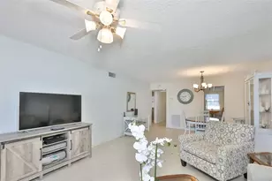 8703 Bardmoor Blvd, Seminole, FL 33777 - Photo 10