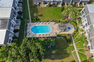 8703 Bardmoor Blvd, Seminole, FL 33777 - Photo 22