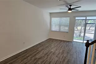 4012 Via Sienna Cir, Sarasota, FL 34243 - Photo 6