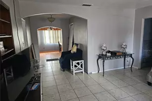 44 W Summit St, Apopka, FL 32712 - Photo 2