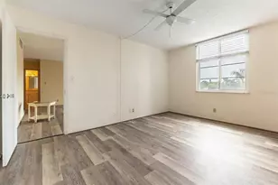 2901 26th St W, Bradenton, FL 34205 - Photo 10