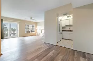 2901 26th St W, Bradenton, FL 34205 - Photo 16