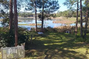 2449 E Lake Dr, Deland, FL 32724 - Photo 16