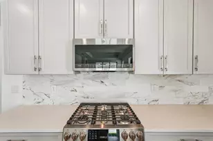 8125 Fairchild Ave, Bradenton, FL 34210 - Photo 6