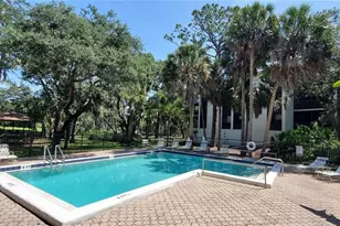 2756 Orchid Oaks Dr, Sarasota, FL 34239 - Photo 20