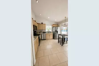 121 S Roma Way, Kissimmee, FL 34746 - Photo 6