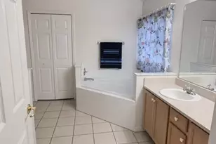 121 S Roma Way, Kissimmee, FL 34746 - Photo 10