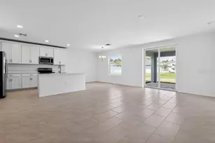 9509 Vibrant Ln, Venice, FL 34292 - Photo 4