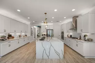 9616 Vibrant Ln, Venice, FL 34292 - Photo 4