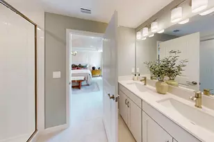 9617 Vibrant Ln, Venice, FL 34292 - Photo 8