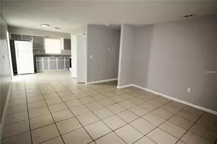 9418 N 50th St, Tampa, FL 33617 - Photo 6