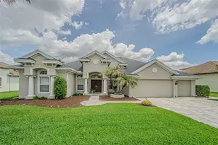 26731 Winged Elm Dr, Wesley Chapel, FL 33544 - Photo 2