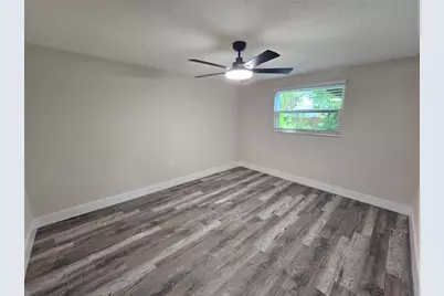 4843 Camphor Avenue, Sarasota, FL 34231 - Photo 10