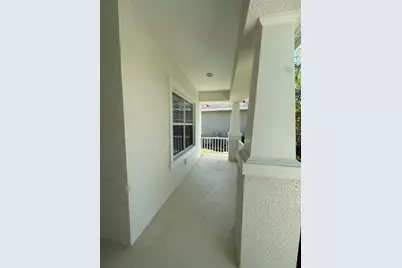 4811 Silvermoss Drive, Sarasota, FL 34243 - Photo 6