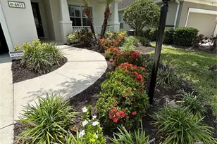 4811 Silvermoss Dr, Sarasota, FL 34243 - Photo 8
