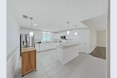 6122 Gentle Ben Circle, Wesley Chapel, FL 33544 - Photo 18