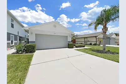 6122 Gentle Ben Circle, Wesley Chapel, FL 33544 - Photo 1