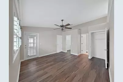 6122 Gentle Ben Circle, Wesley Chapel, FL 33544 - Photo 12