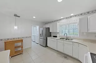 6122 Gentle Ben Cir, Wesley Chapel, FL 33544 - Photo 22