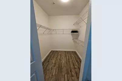8335 38th Street Circle E #305, Sarasota, FL 34243 - Photo 20