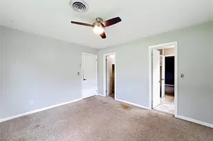 2405 NE 2nd St, Ocala, FL 34470 - Photo 30