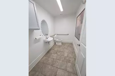 331 W New York Avenue, Deland, FL 32720 - Photo 34