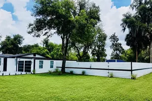 966 Clover St, Deland, FL 32720 - Photo 4
