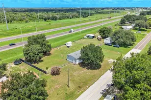 1329 Ashlee Ct, Auburndale, FL 33823 - Photo 6