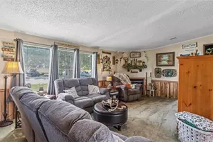 1329 Ashlee Ct, Auburndale, FL 33823 - Photo 14
