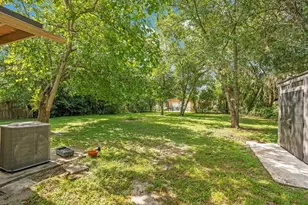 310 E 6th St, Chuluota, FL 32766 - Photo 14